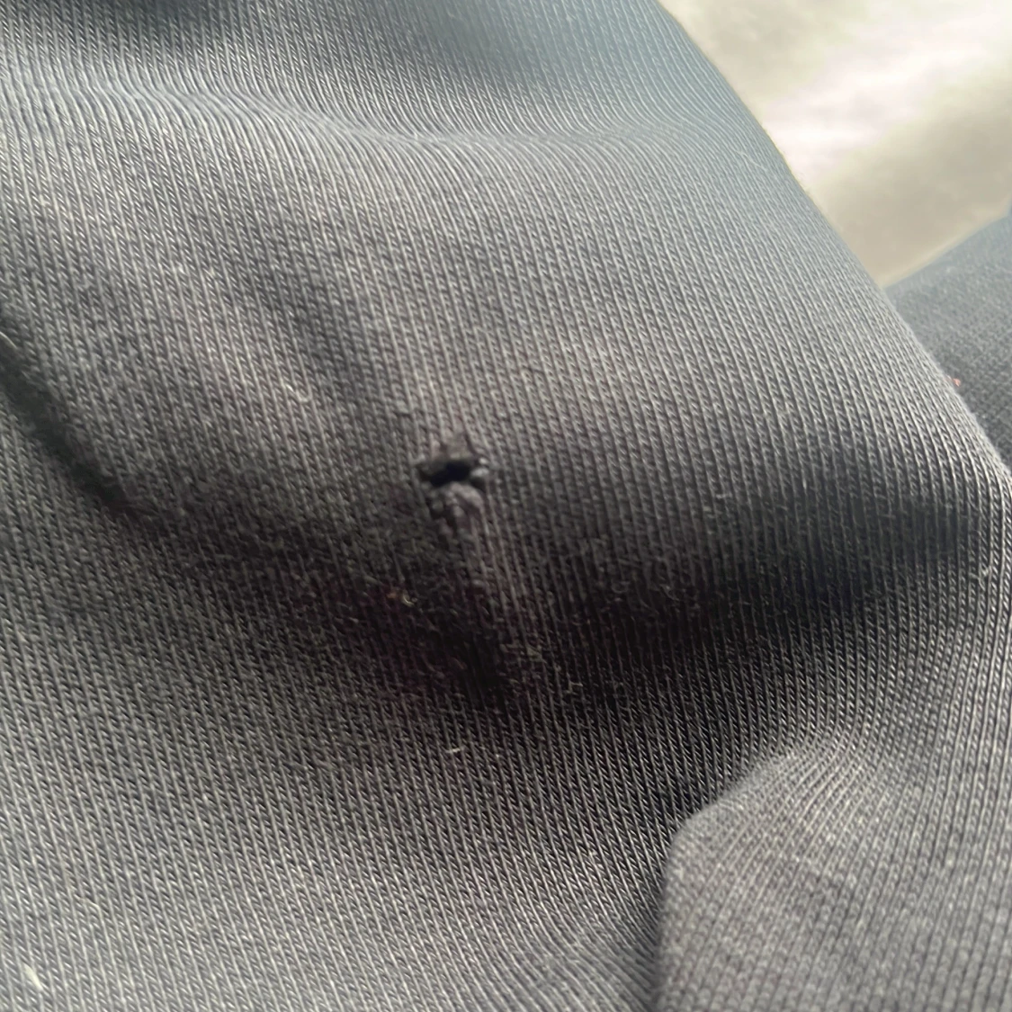 Svart peak performance hoodie  - 2