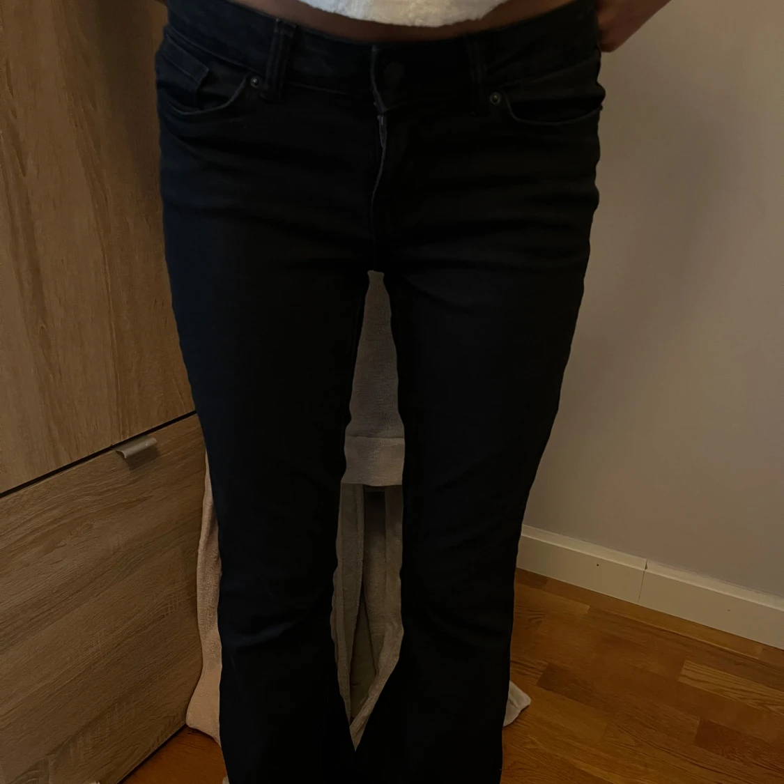 Svarta bootcut jeans - 1