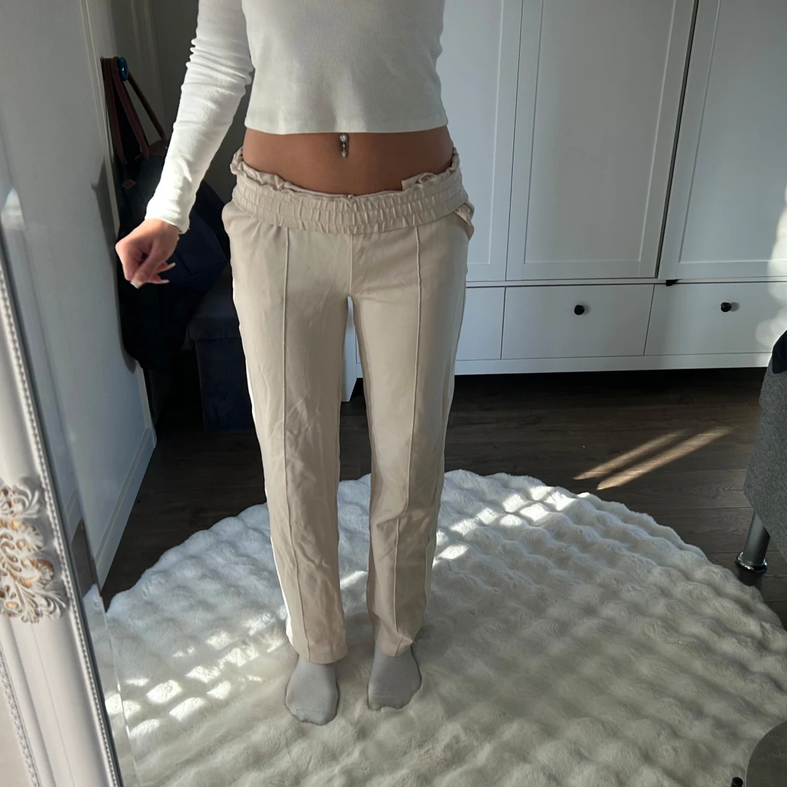 Beiga byxor med resårmidja - 2