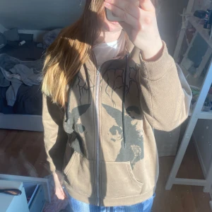 Vintage zip hoodie - Skön vintage zip hoodie, stor i storleken. Köpt på Amazon