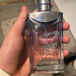Exerceos Eau de Toilette för män - Vill bli av med den ca 50 ml kvar 50kr