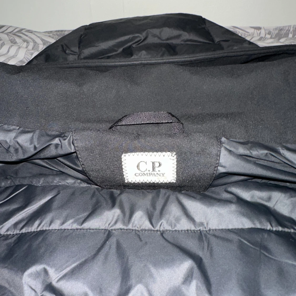 Svart pufferjacka från C.P. Company - 1