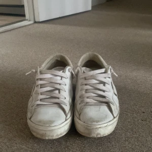 Phillipe modells  - Vita sneakers storlek 41 