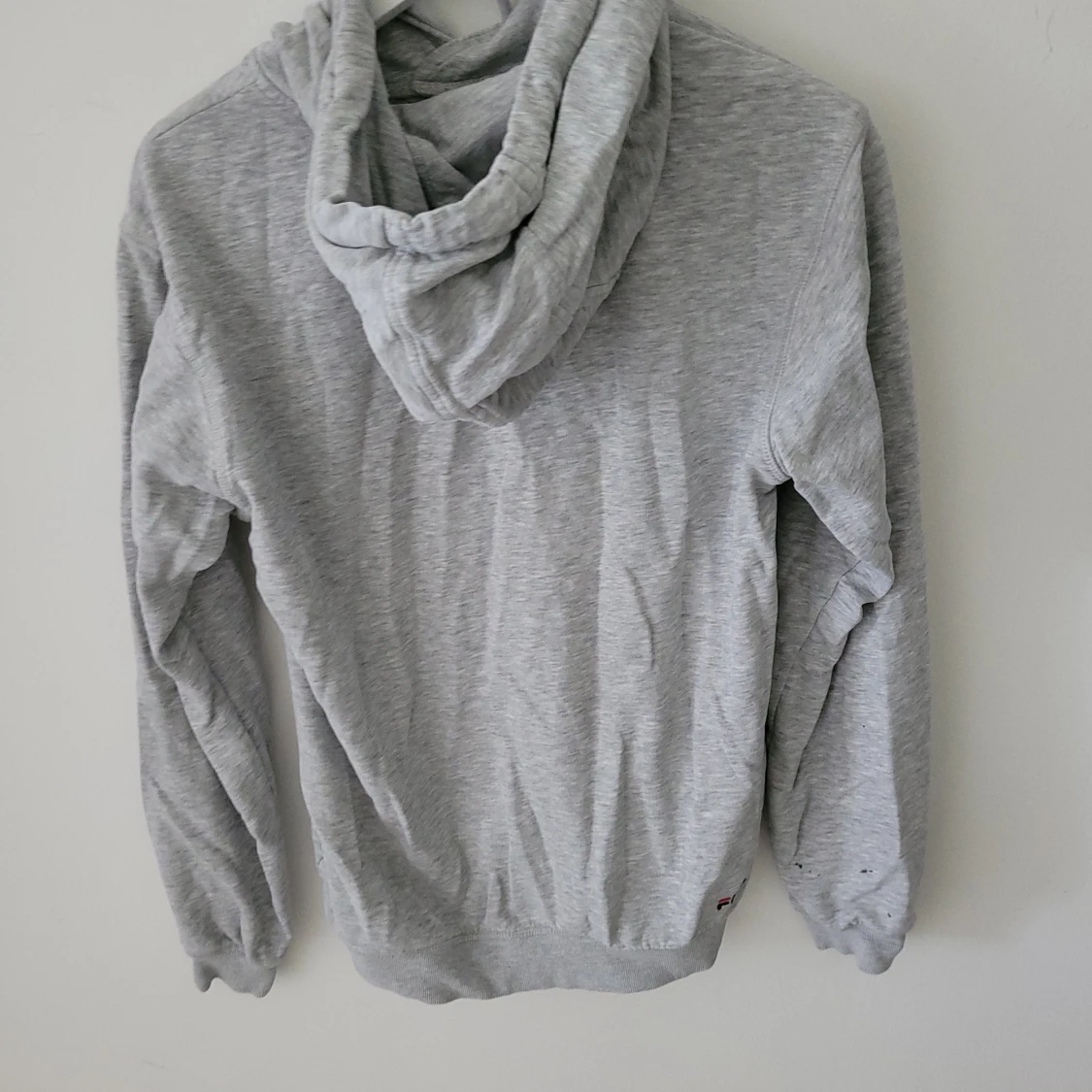 Grå hoodie från FILA - 1