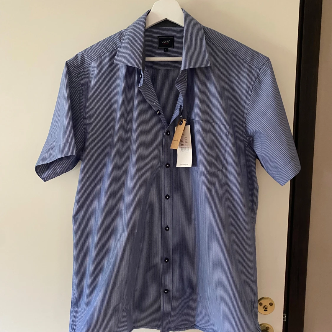 Blårandig kortärmad skjorta från Signal Red Label - 1