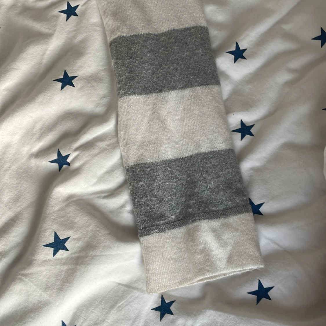 Randig hoodie från GAP - 2