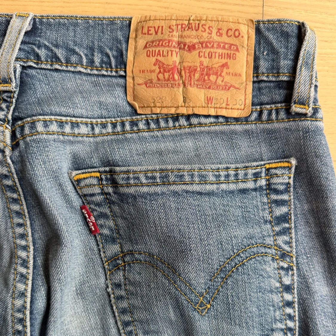 Bootcut vintage jeans från Levi's - 2