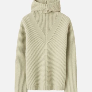 Stickad hoodie från Tiger of Sweden  - Säljer en beige stickad hoodie från Tiger of Sweden. Säljer då den är för stor. Helt ny aldrig använd med prislapp. Nypris 4000kr. 70% ull 30% jak. 