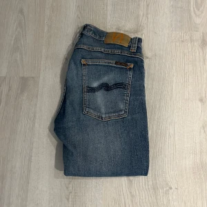 Nudie Jeans - Strl 28/32. Skick 9/10. Hör av er vid funderingar 