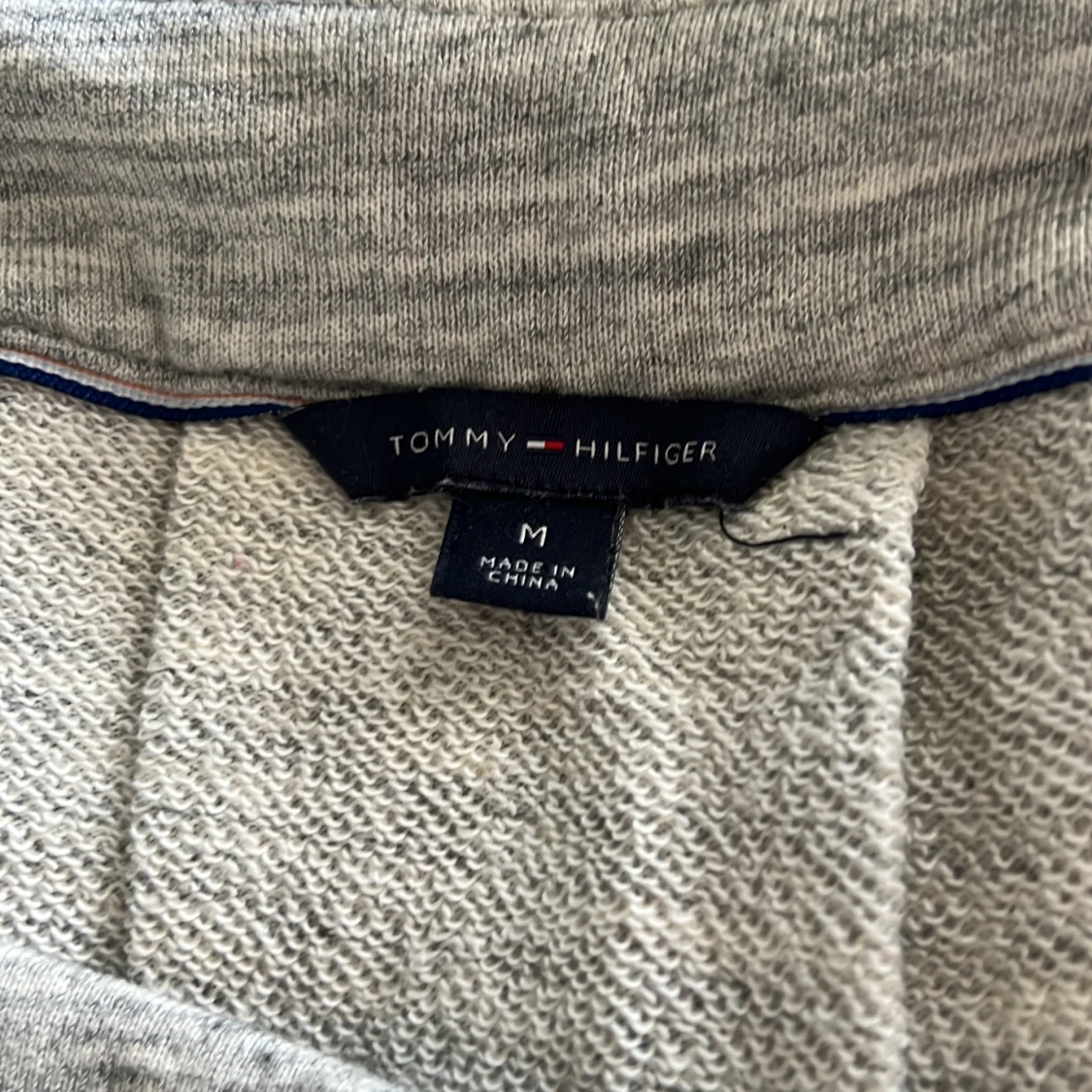 Grå kjol från Tommy Hilfiger - 2