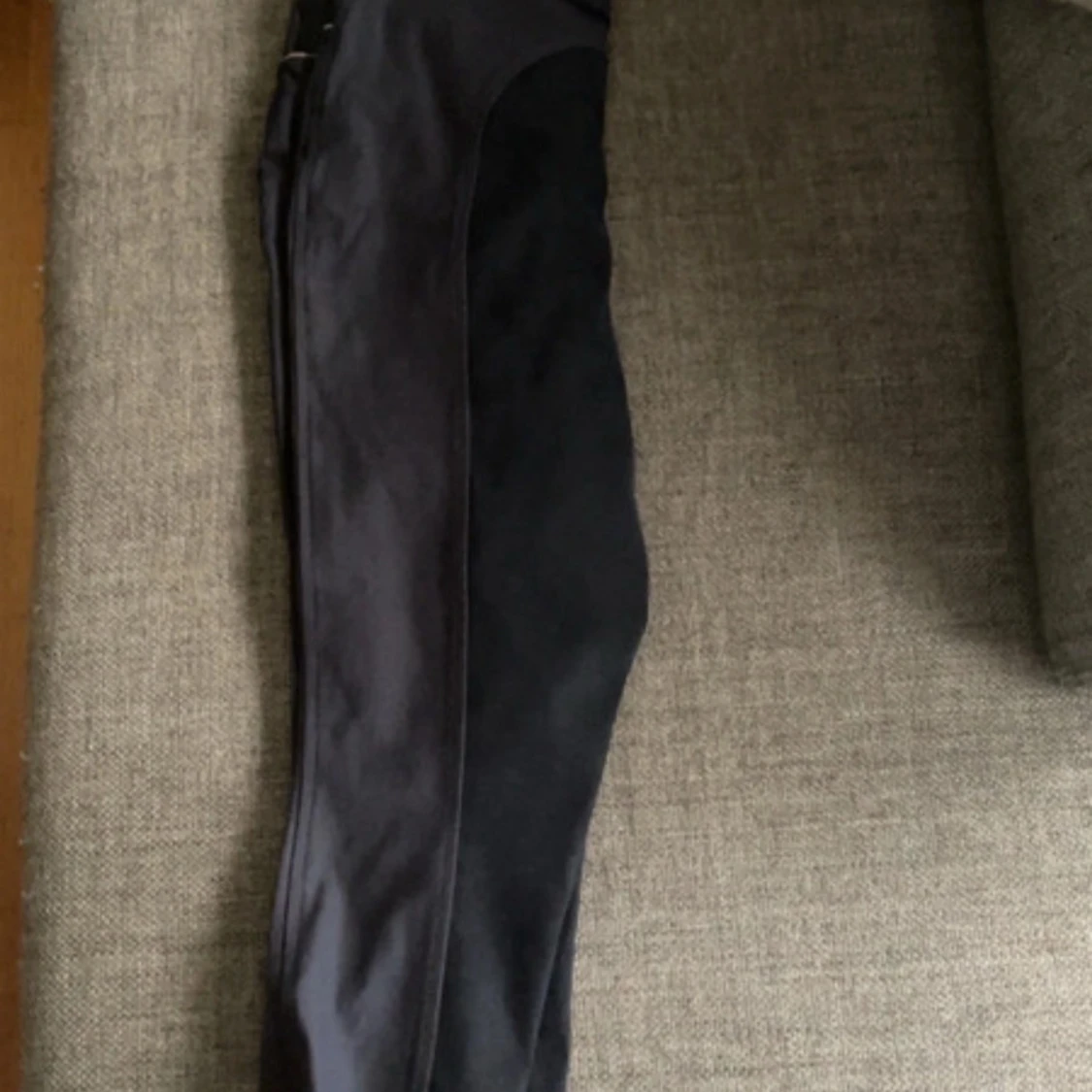 Marinblåa ridbyxor från CRW Classic Riding Wear - 1