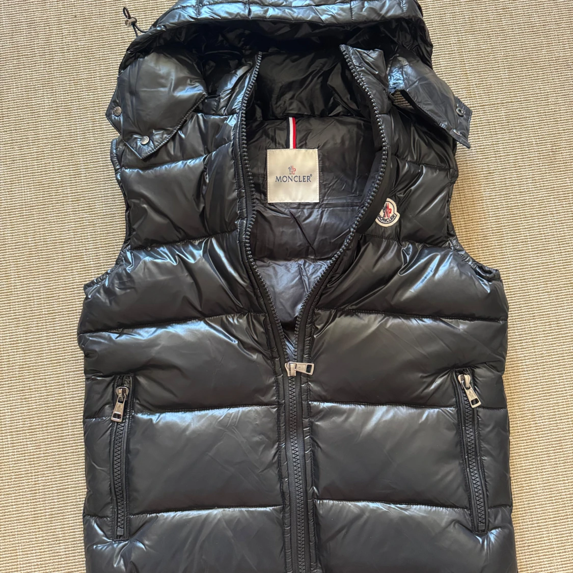 Black Moncler vest/Svart väst