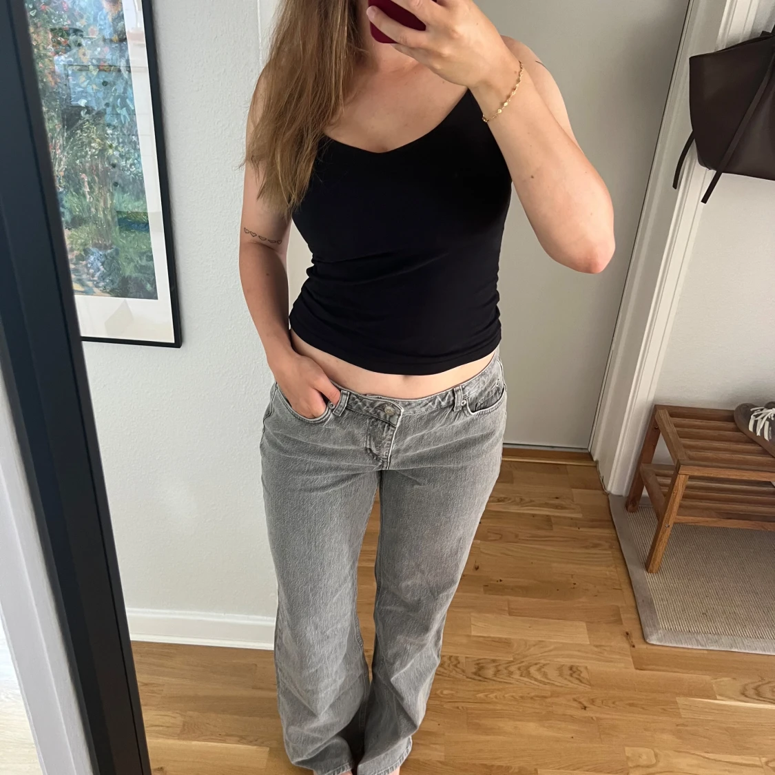 Grå wide jeans från NA-KD, stl 38