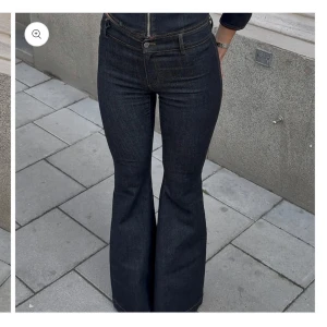 Alobha jeans  - Säljer dessa slutsålda Alobha jeans, endast prövade! Kan även tänka mig att byta mot ett par i stl 36 