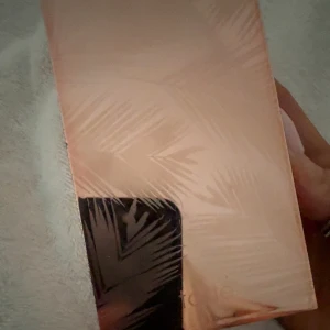 Tarte Clay Play ansiktspalett - Jättefin tarte palette! Har en till likadan så denna kommer aldrig till användning 💞🫶🏻