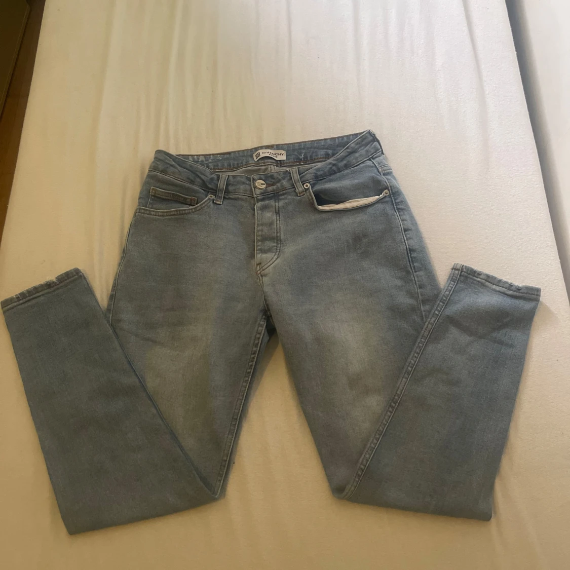 Ljusblå jeans från Givenchy