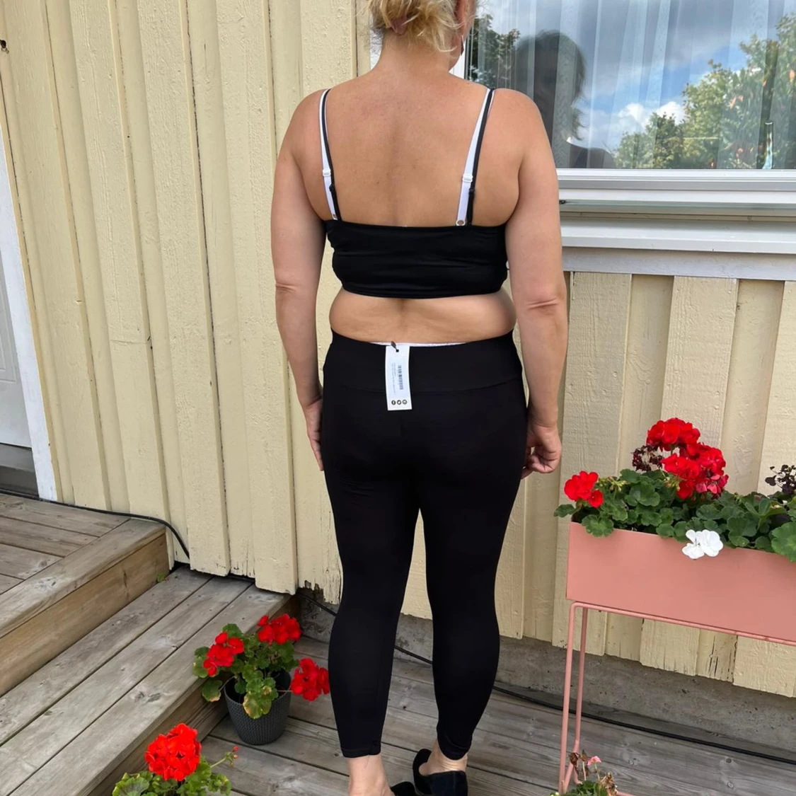 2 st Svarta croppade leggings Boohoo  - 1