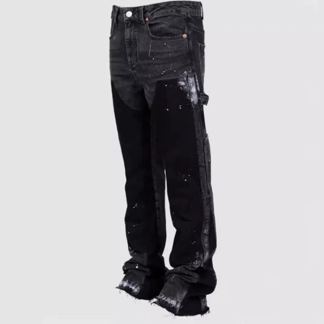 Svarta jeans med färgstänk och råa kanter - 1