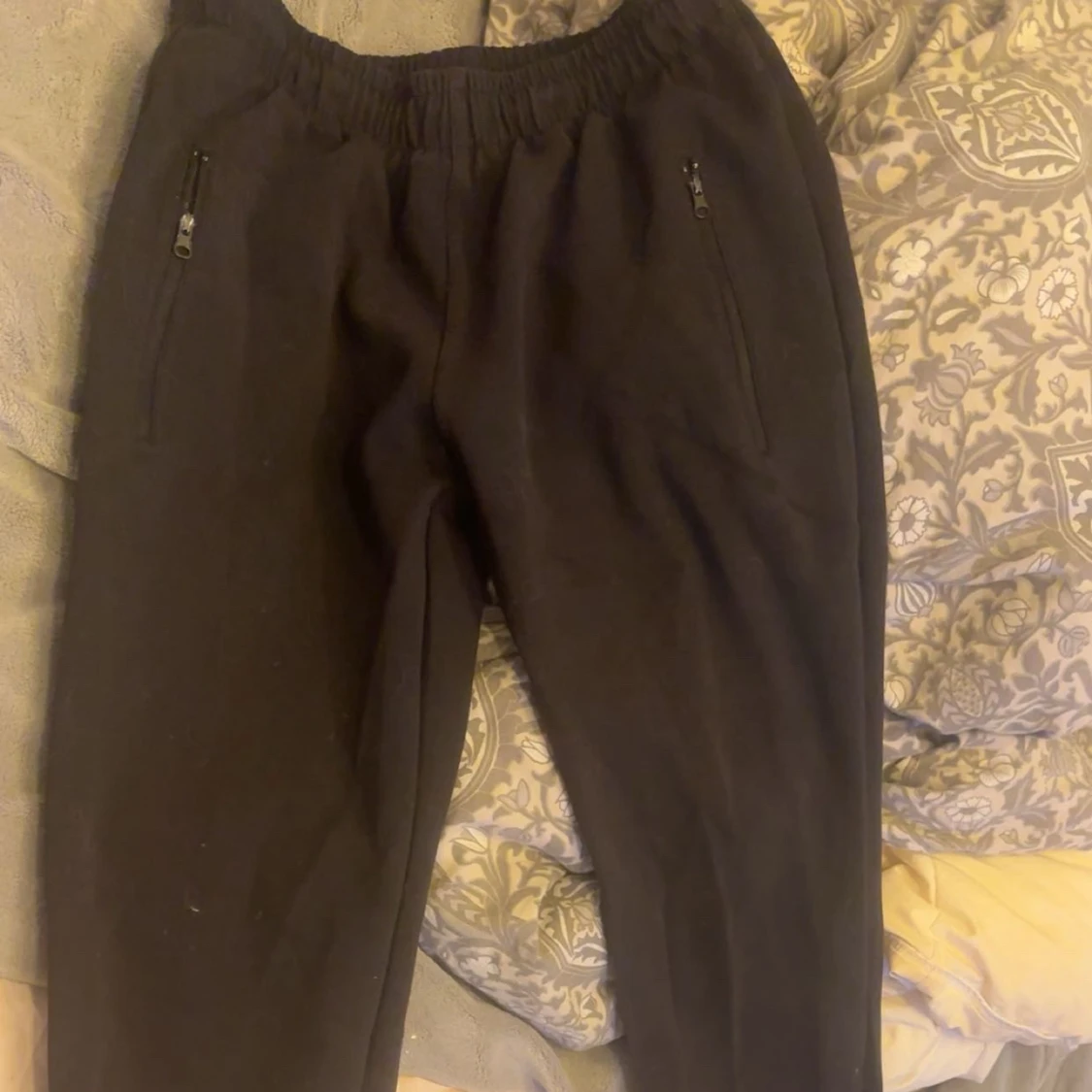 Svarta mjukisbyxor från Prada - 1