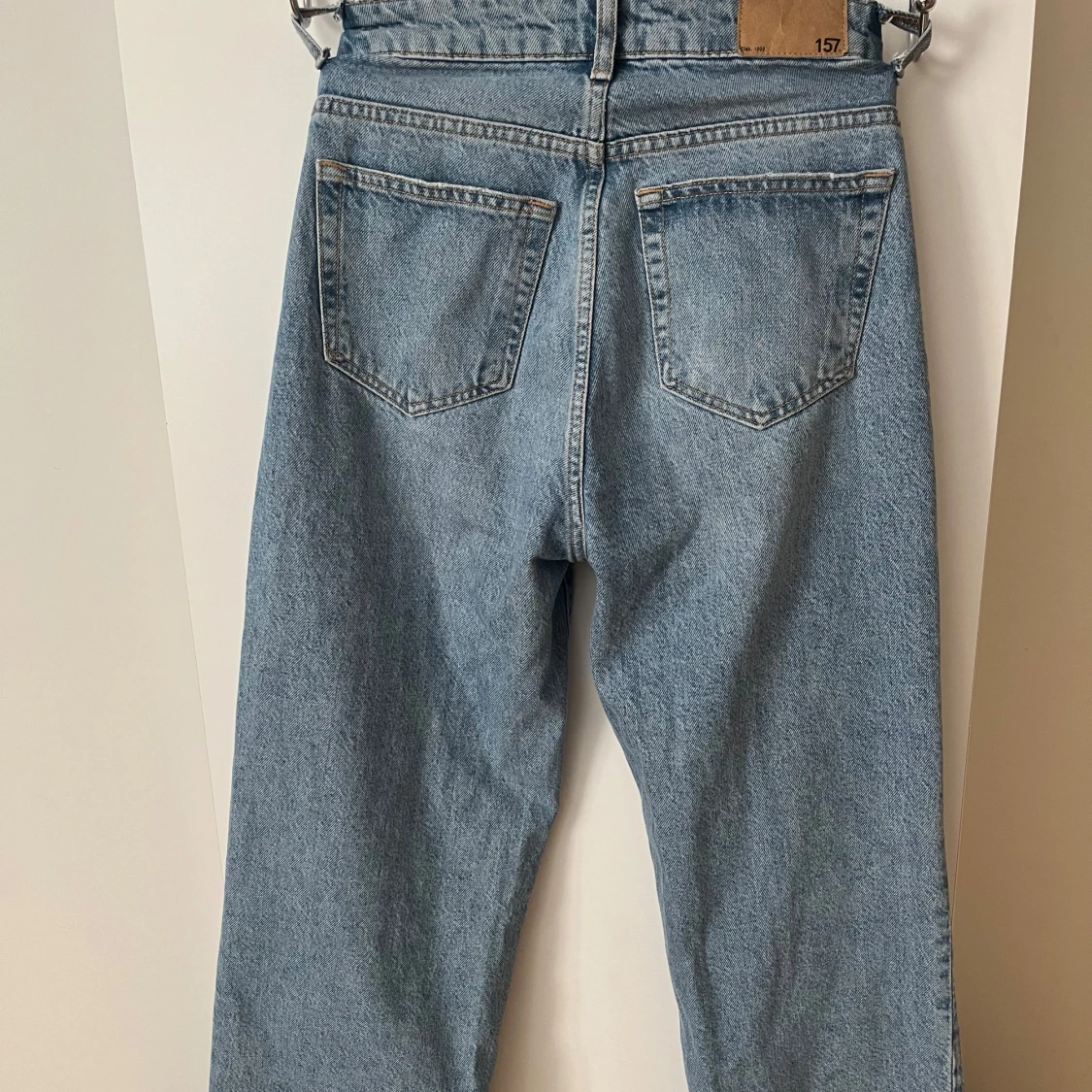 Högmidjade jeans från Lager 157 - 2