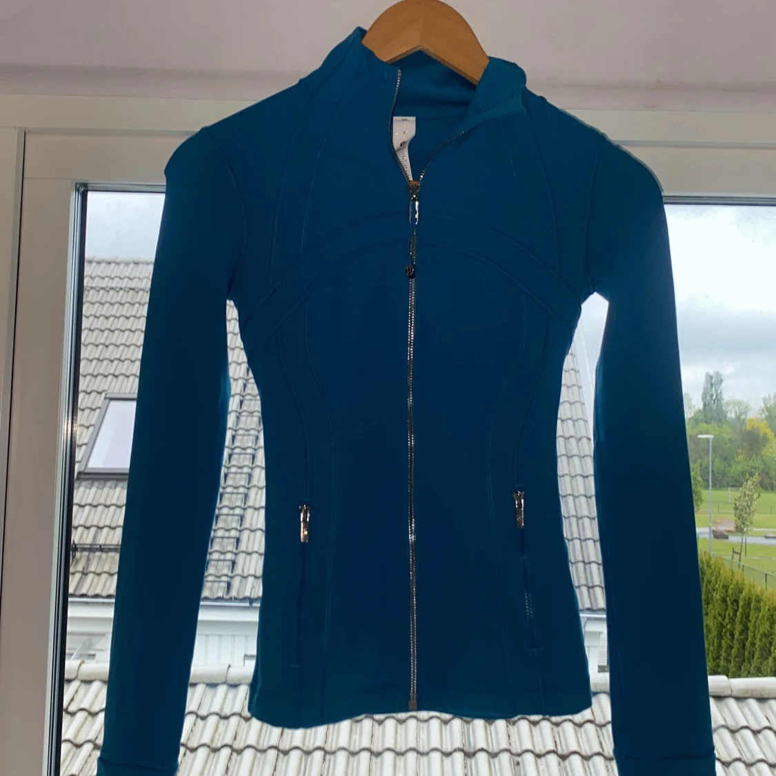 lululemon jacka (intressekoll)