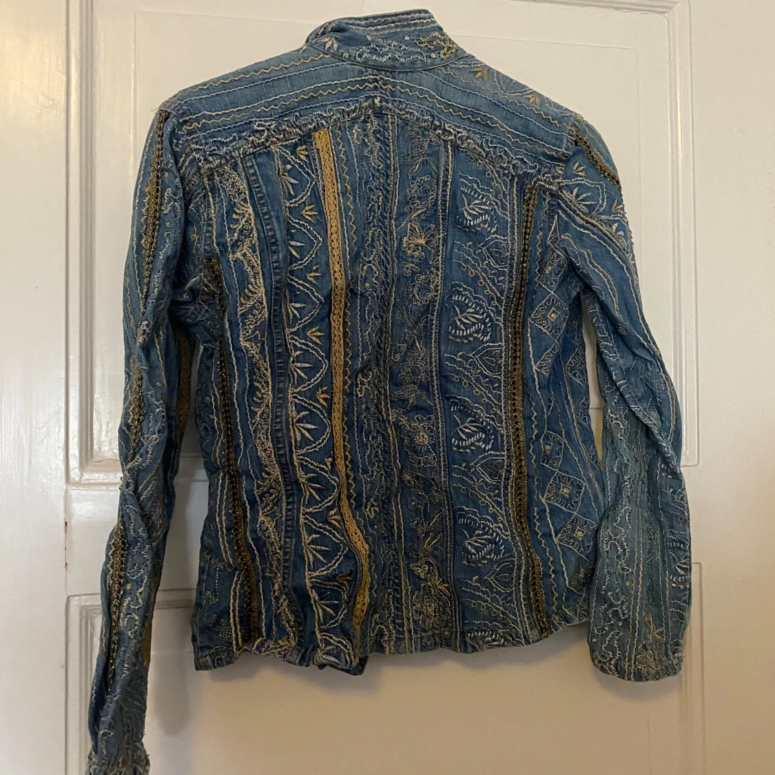 Broderad jeansjacka från Chico's - 1