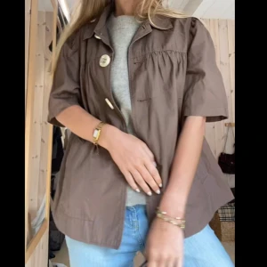 Kofta / jacka - SUPER snygg!! Perfekt nu till sommaren / våren❣️❣️