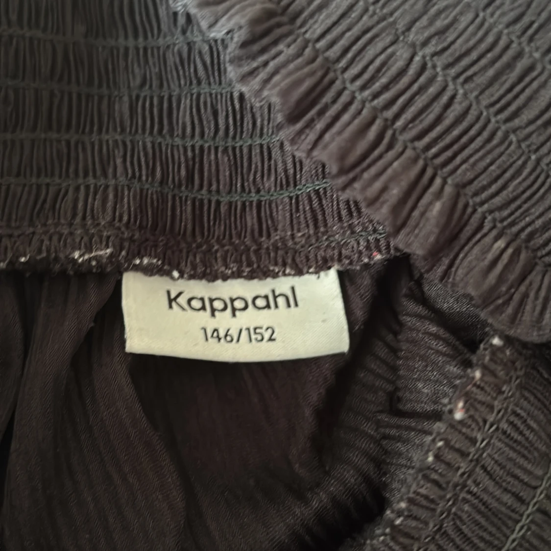 Svart volangkjol från Kappahl - 2