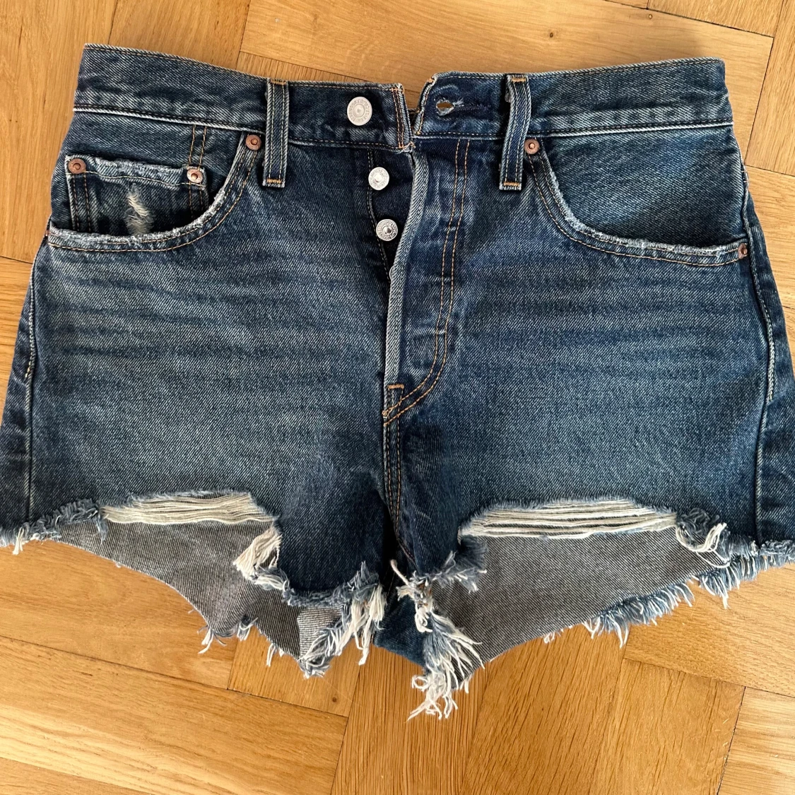 Levi's mörkblå jeansshorts - 3