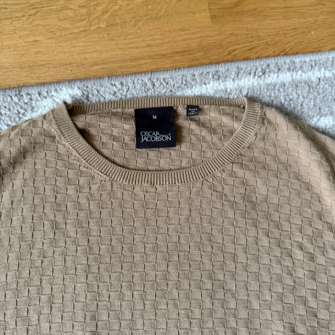 Beige stickad tröja Oscar Jacobson - 1