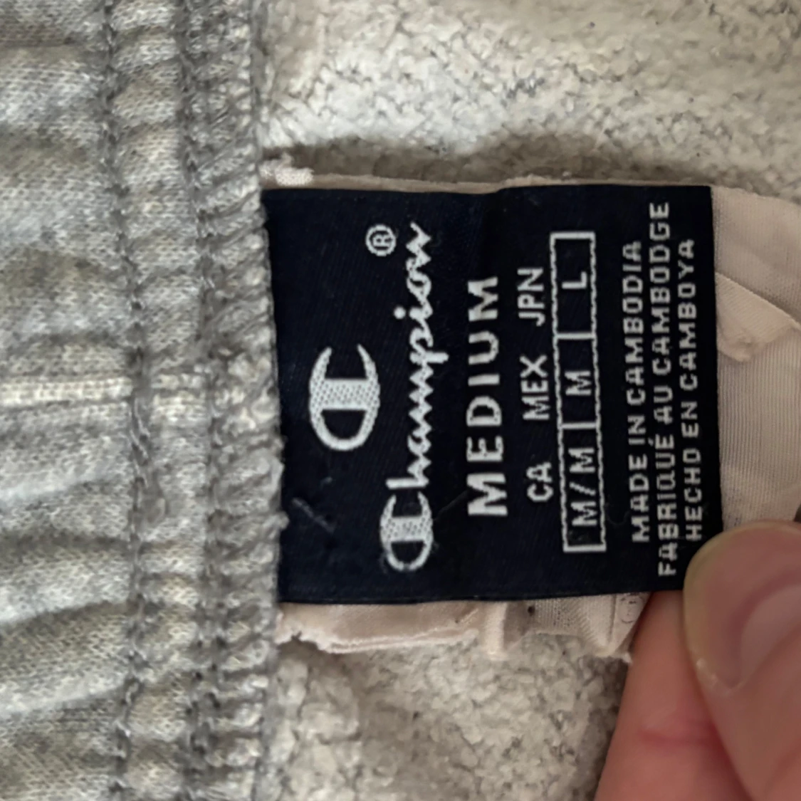 Grå mjukisbyxor från Champion  - 2