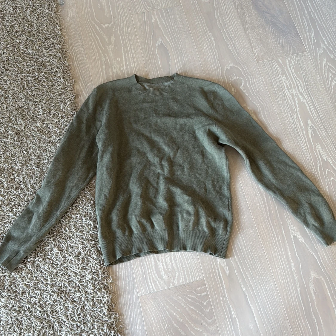 Grön stickad tröja från APC - 1