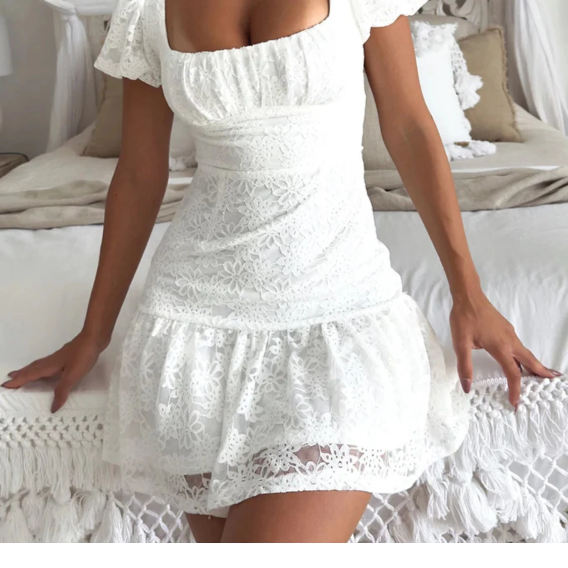 Vit spetsklänning från THATSSOFETCH