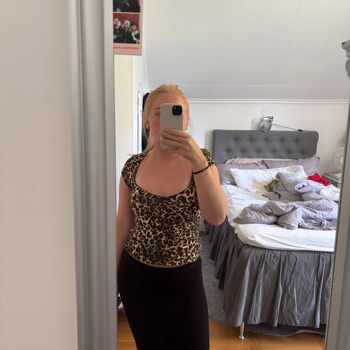 Leopardmönstrad croppad topp