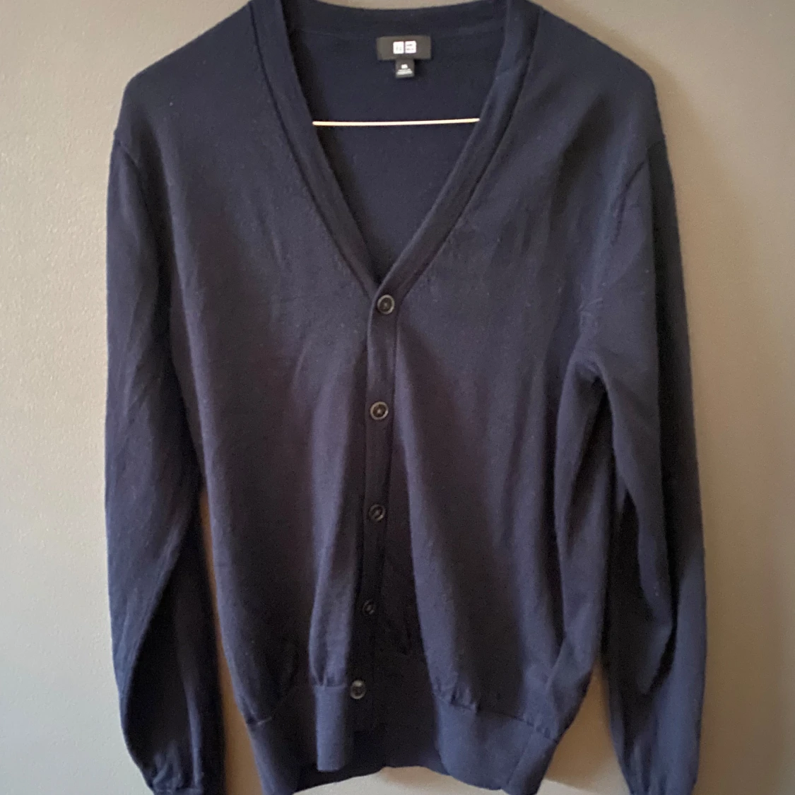 Mörkblå kofta från Uniqlo XS