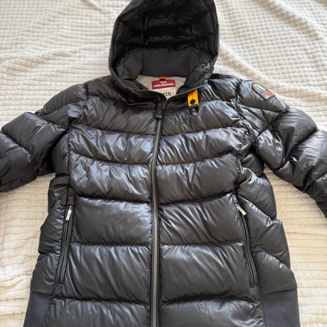 Svart dunjacka från Parajumpers