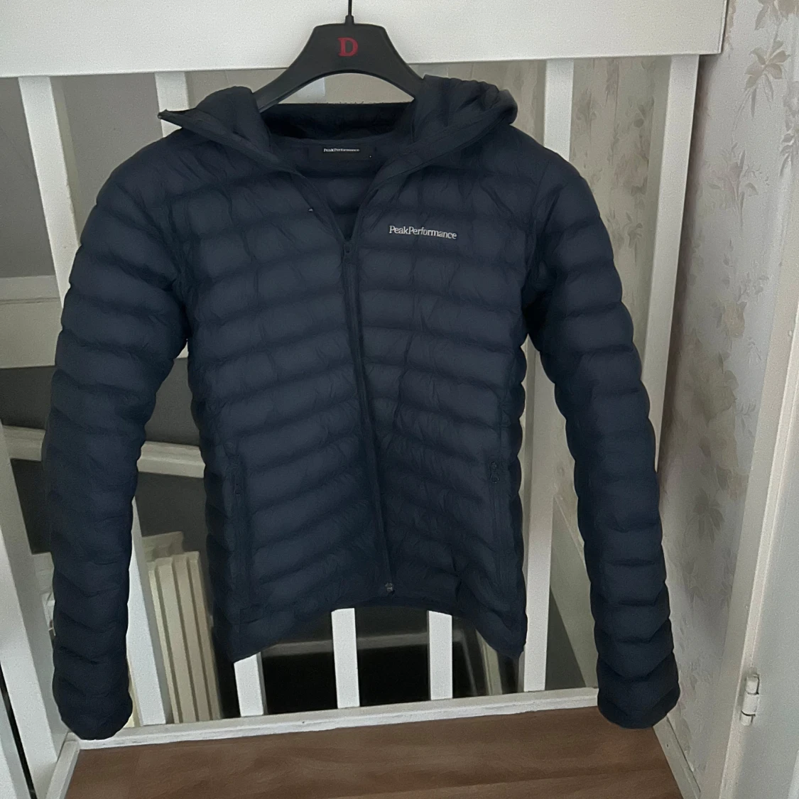 Peak Performance blå dunjacka  - 2