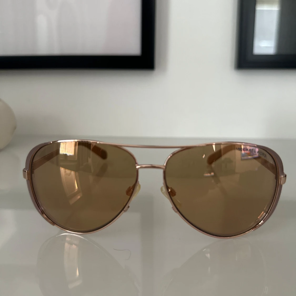 Michael Kors aviator solglasögon guld
