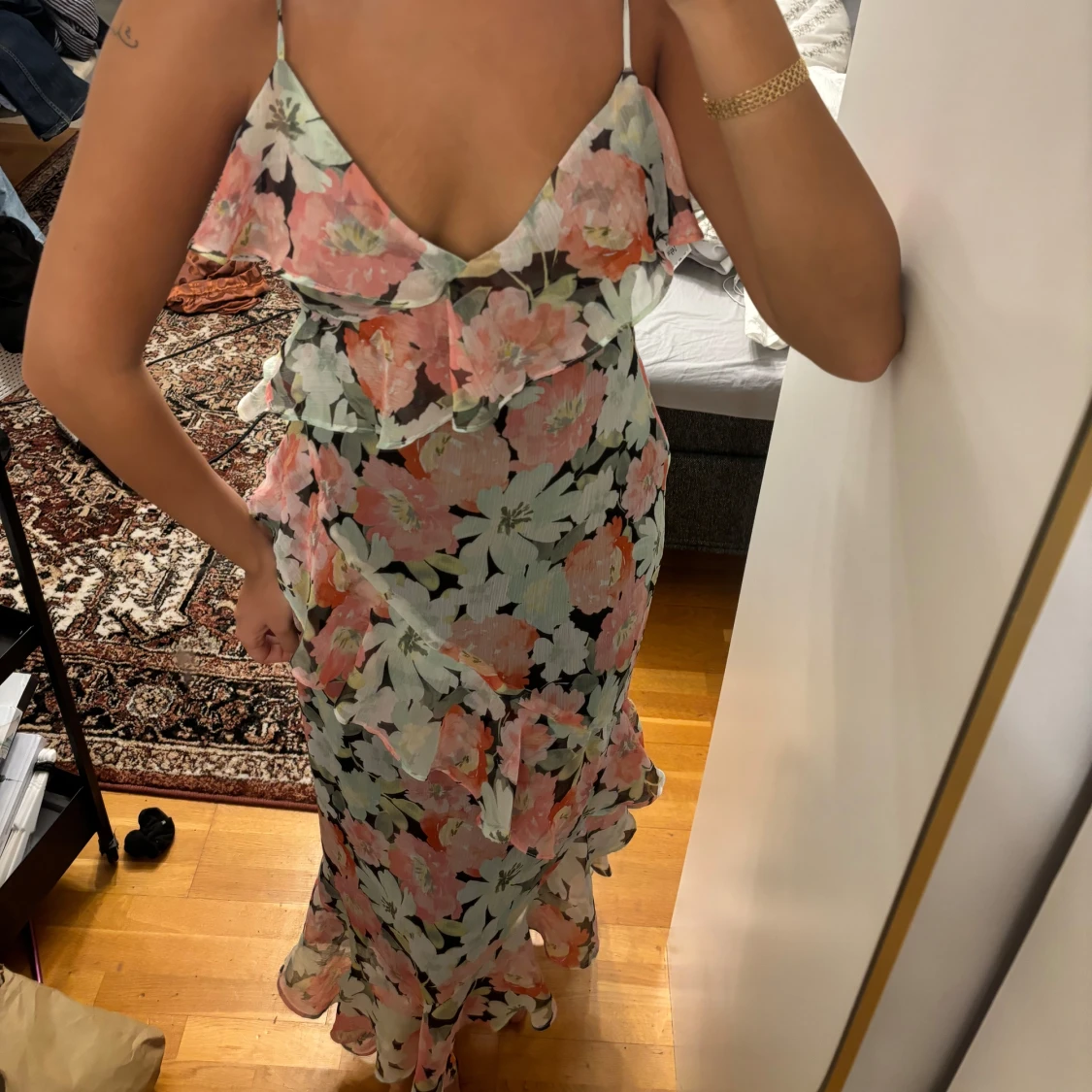 Blommig klänning - 2