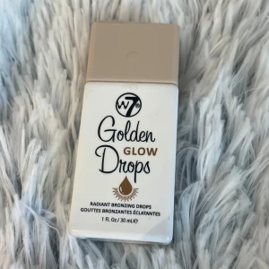 W7 Golden Glow Drops bronzer - Oöppnad