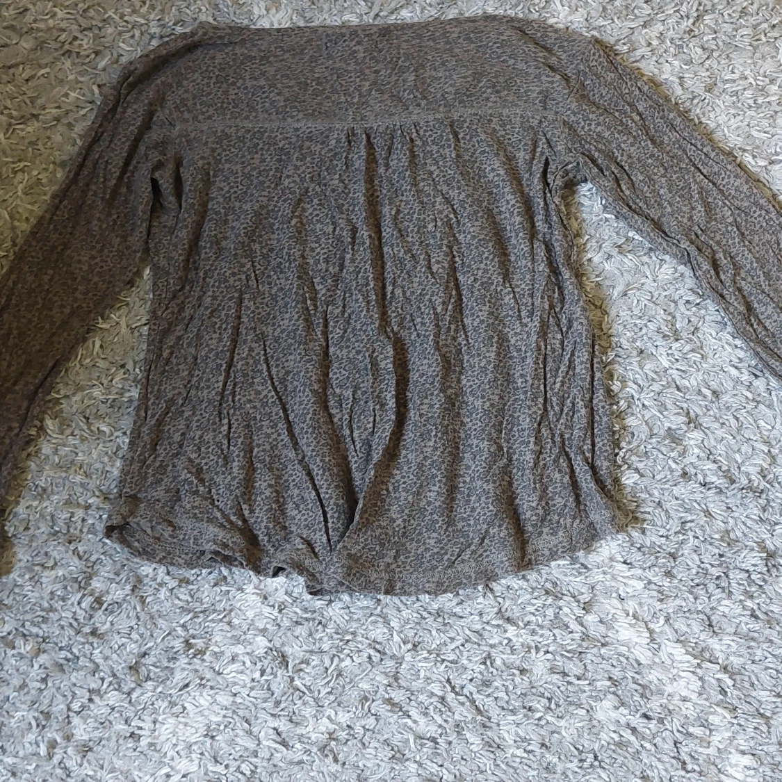 Brun leopardmönstrad tröja - 1