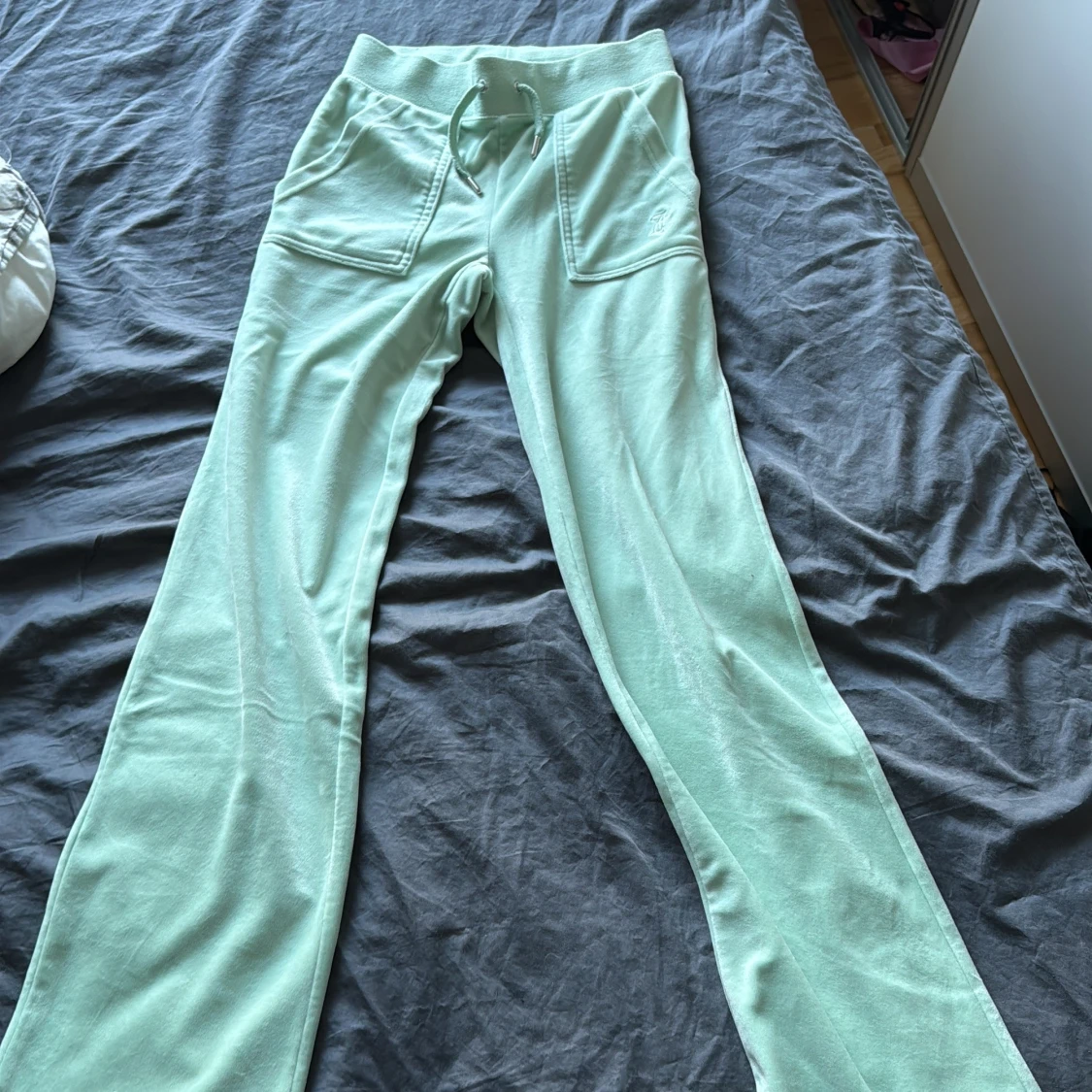 Mintgröna mjukisbyxor Juicy Couture XXS