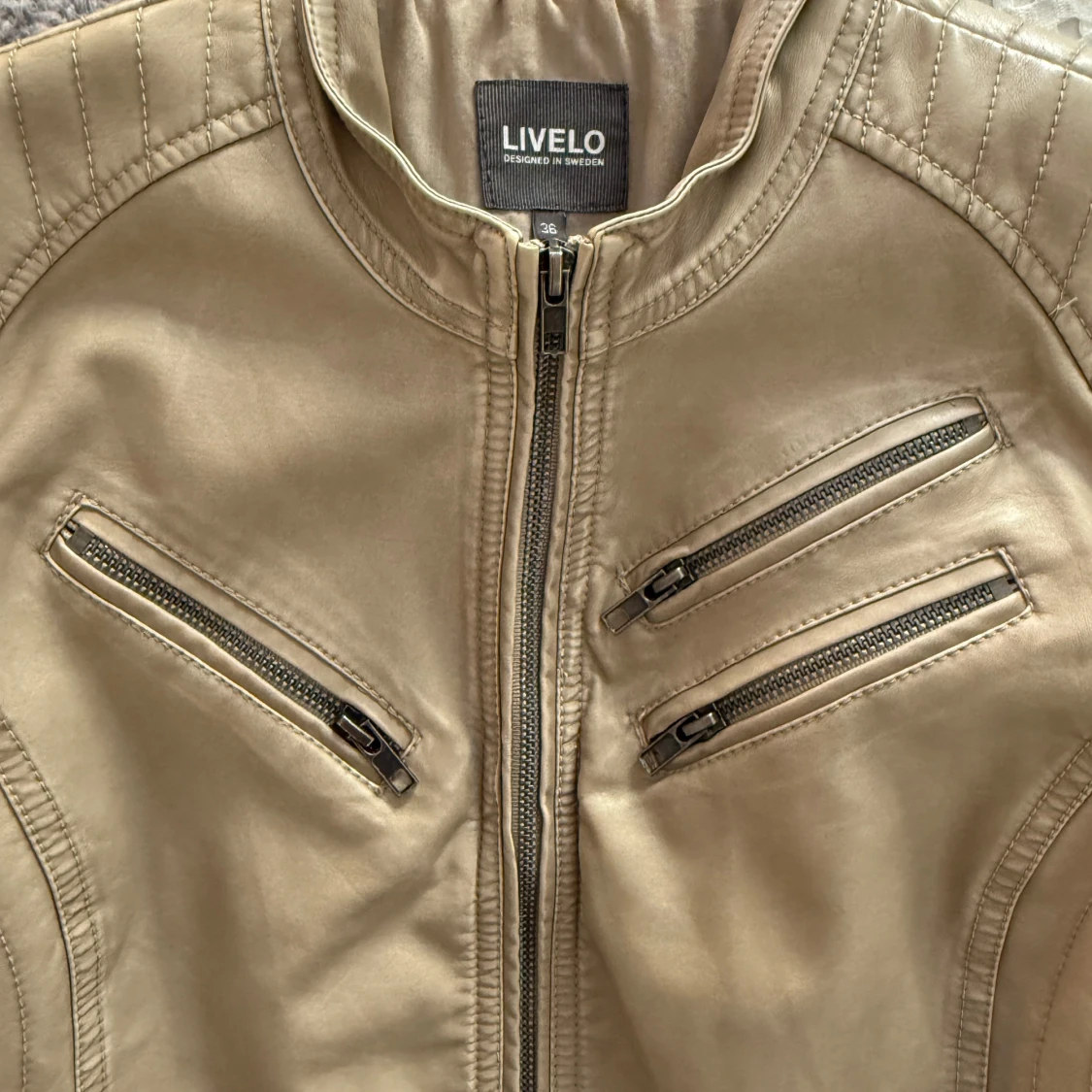 Beige Skinnjacka  - 2