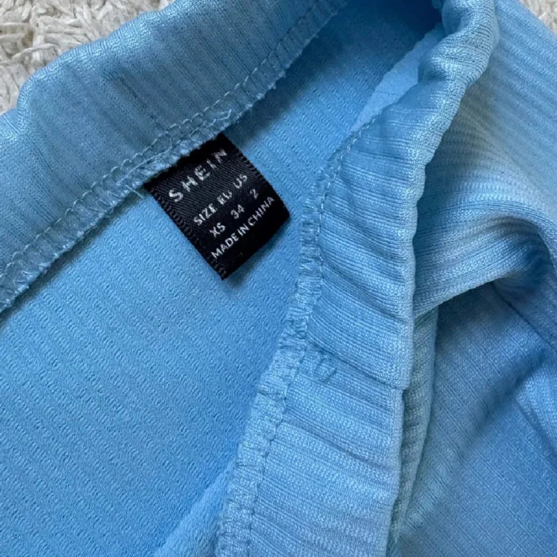 Ljusblå ribbad långkjol från Shein - 2