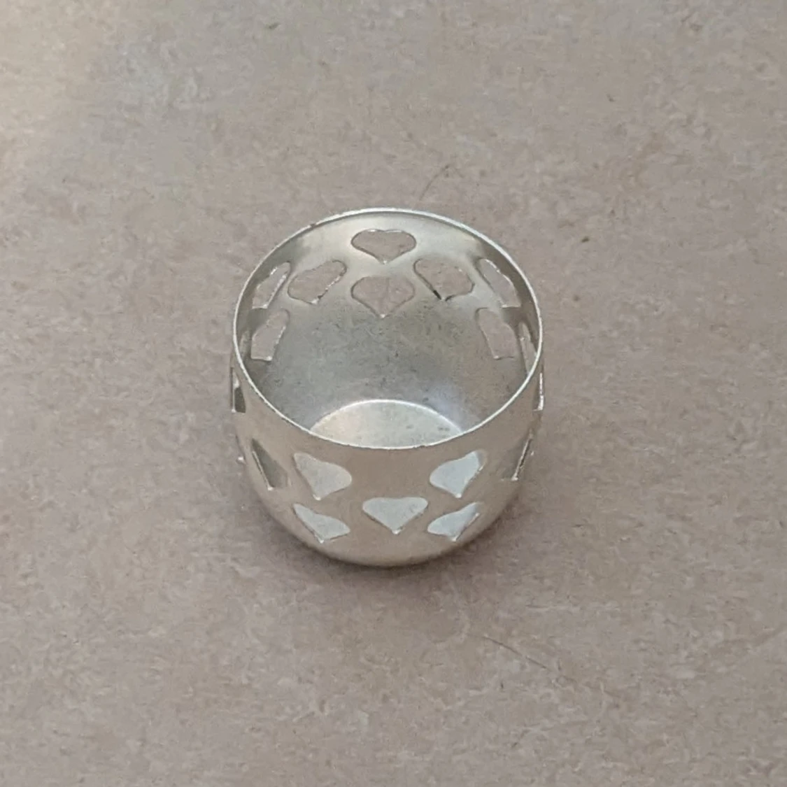 Ljushållare med hjärtmönster - 1