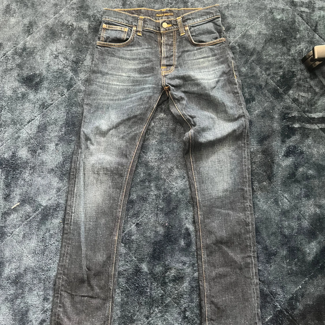 Mörkblå jeans från Nudie Jeans