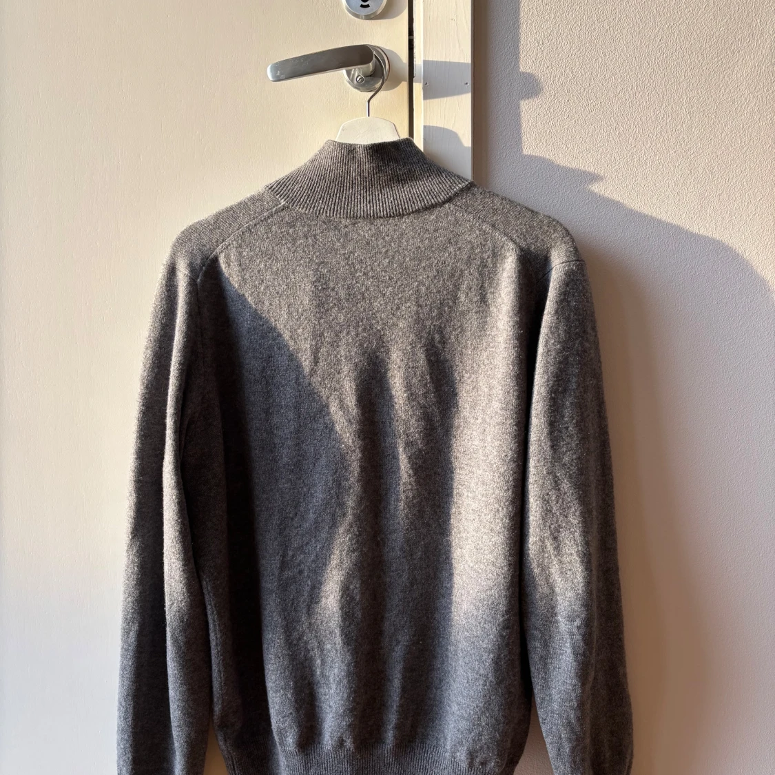 Grå full zip från Soft Goat - 2