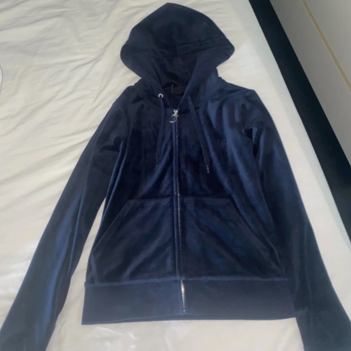 Marinblå Juicy Couture tröja