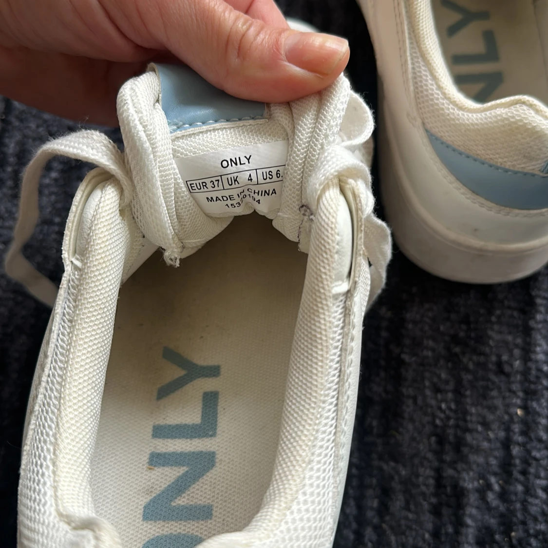 Vita sneakers från ONLY - 1