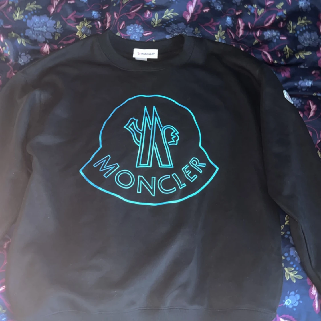 Svart sweatshirt från Moncler